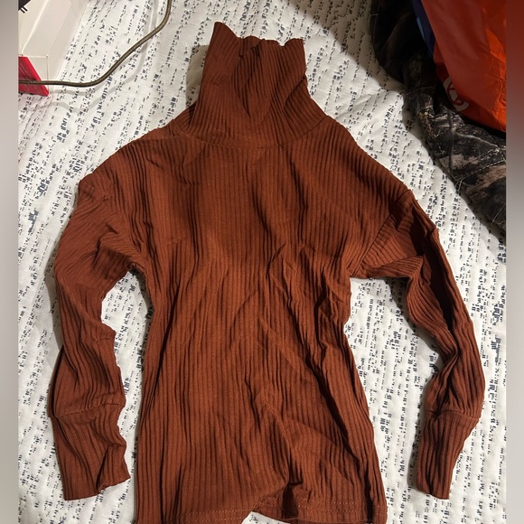 Girls new 2 piece outfit - Picture 3 of 5